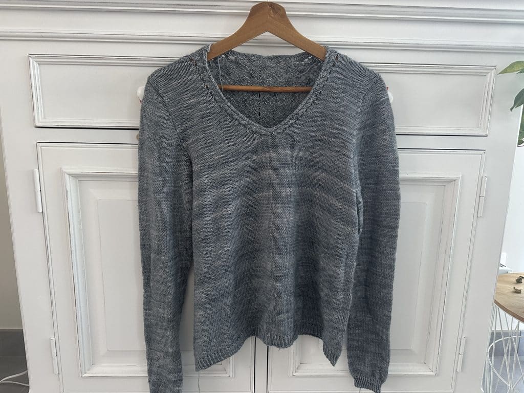 Amsonia, un pull au tricot délicat ! (Appel au test) - Maloraé Designs