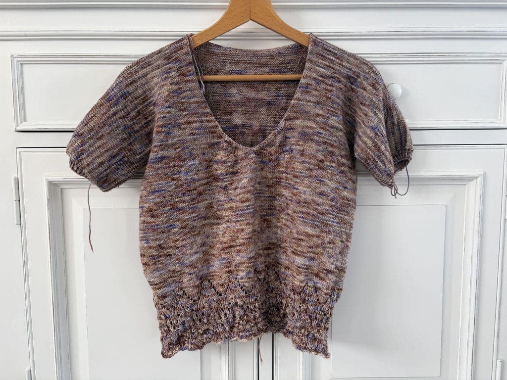 Bixa - Patron de tee-shirt au tricot - Dentelle - Maloraé Designs